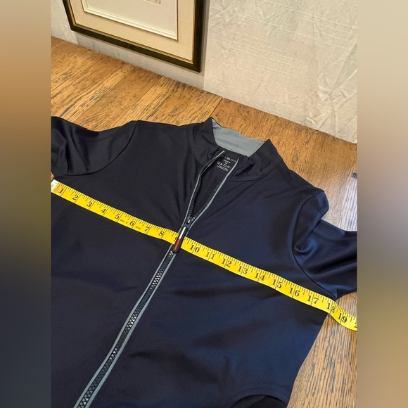 💙 TOMMY HILFIGER Yoga Full-Zip Jacket – Size S - Picture 5 of 9